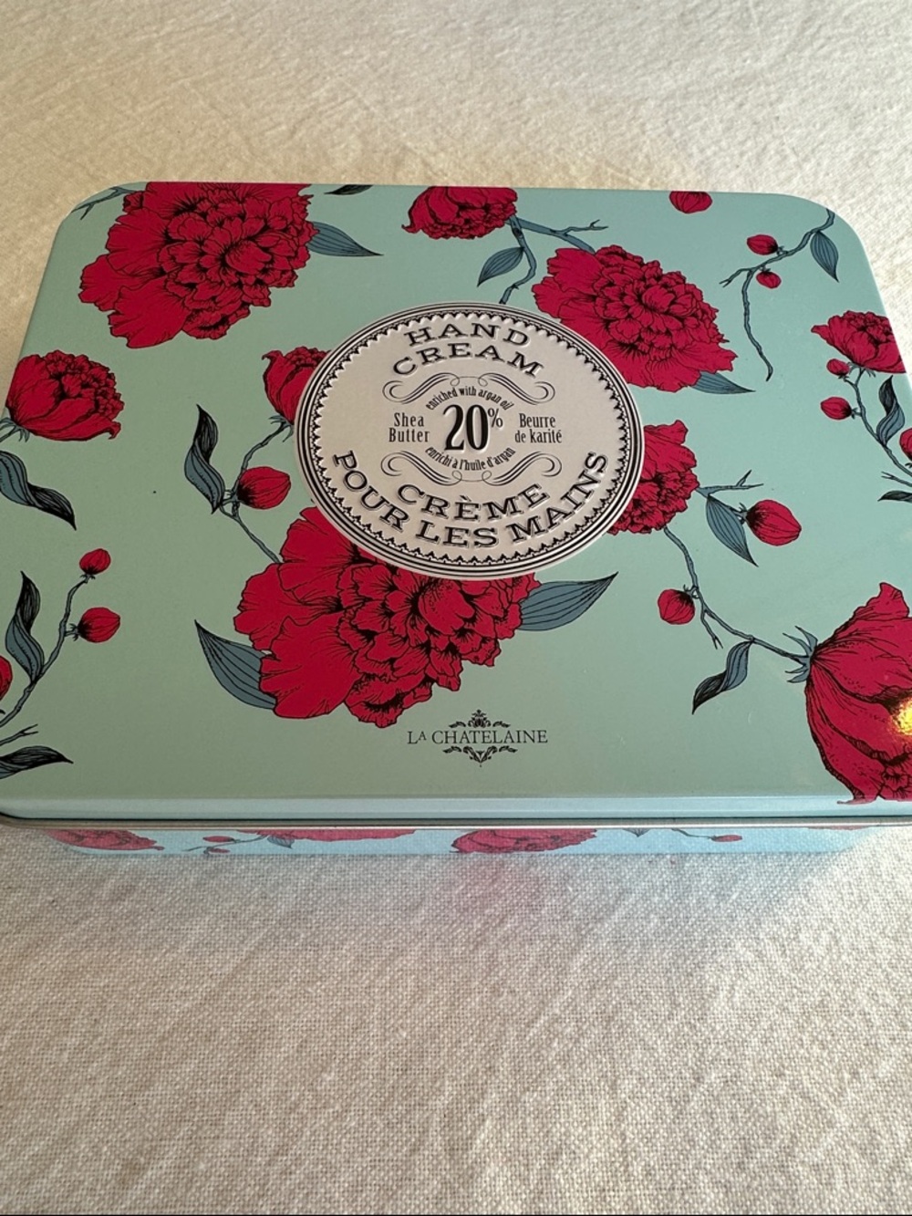 La Chatelaine Hand Cream Tin - Aqua with Red Floral Design